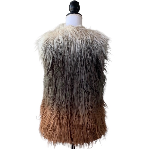 POWDER RIVER OUTFITTERS FAUX FUR FALL WINTER VEST - Picture 3 of 10